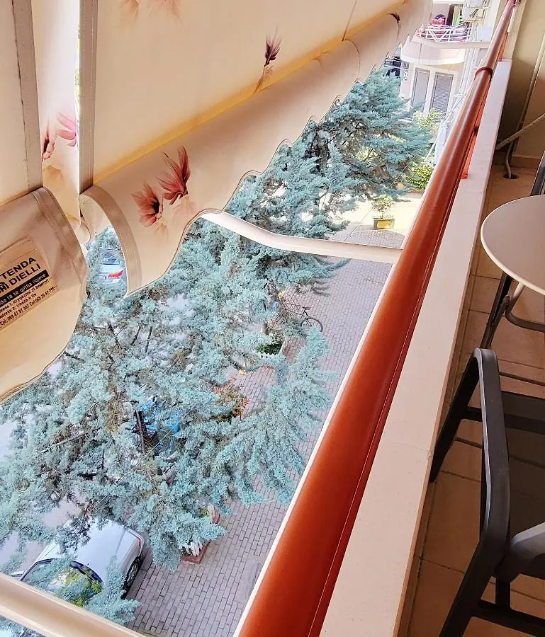 شقة Small Studio Near The Olimpik Park تيرانا ألبانيا